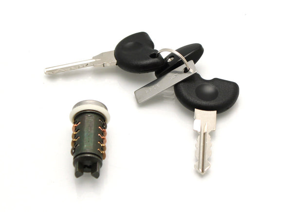 V Části zapalovací spínač Piaggio x8 125/200 - x9 125/200/250/500 - x9 200/250/500 Evo 8024