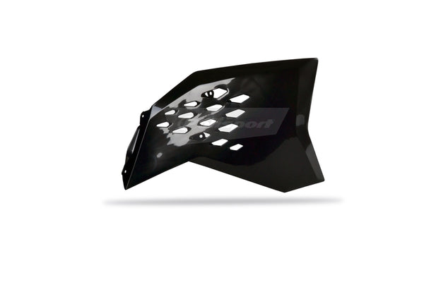 Policejní radiátor pokrývá černý KTM 84282001