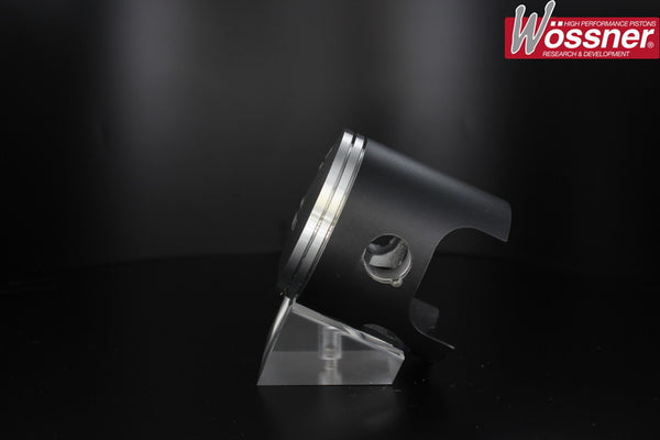 Wössner obsadil píst 8101d025