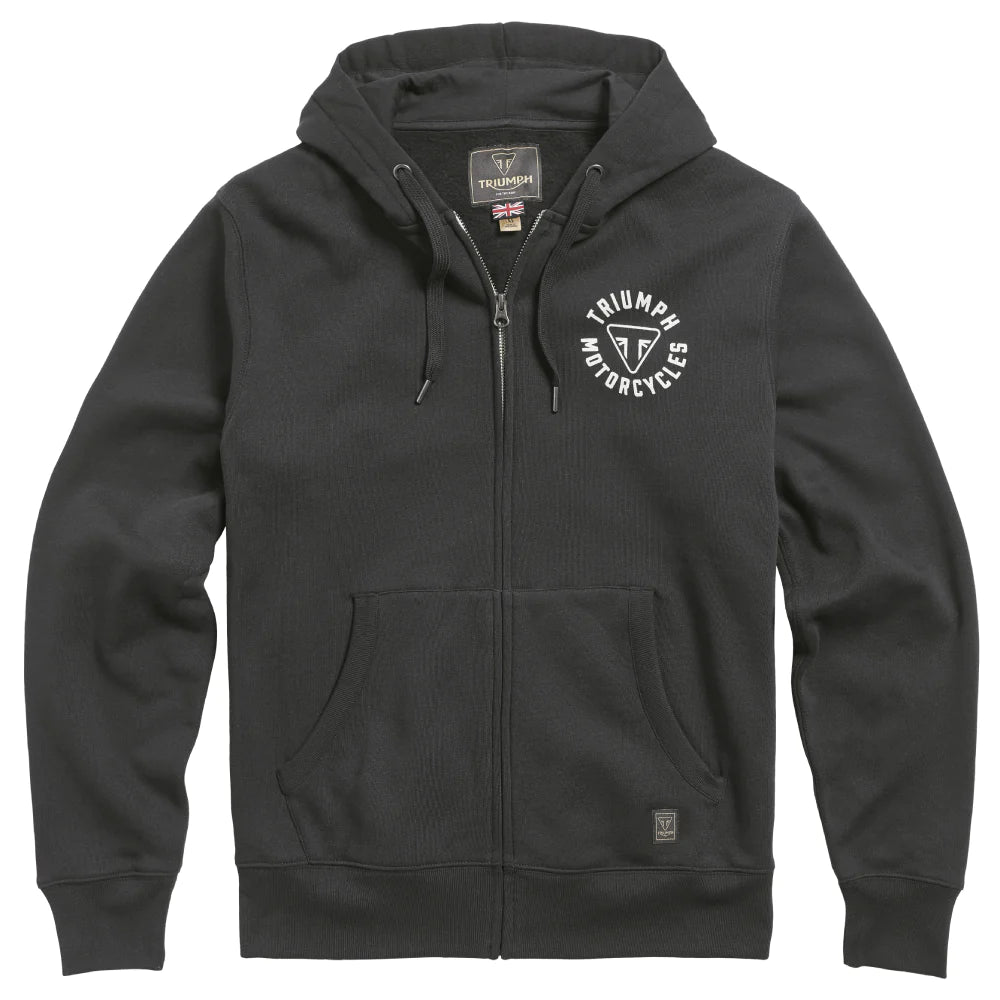 Triumph Digby Full Zip Hoody i svart med Triumph Motorcycles-logotyp på bröstet. Perfekt för casual stil och motorcykelentusiaster.