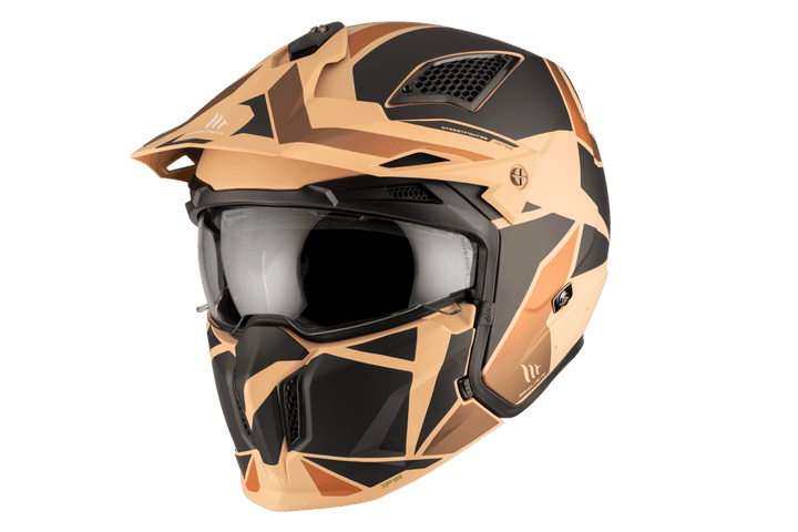 MT Helmets Öppen Mc-Hjälm Streetfighter SV S P1R B9 med urban design i svart och beige, HIRP-skal och avtagbart hakskydd.